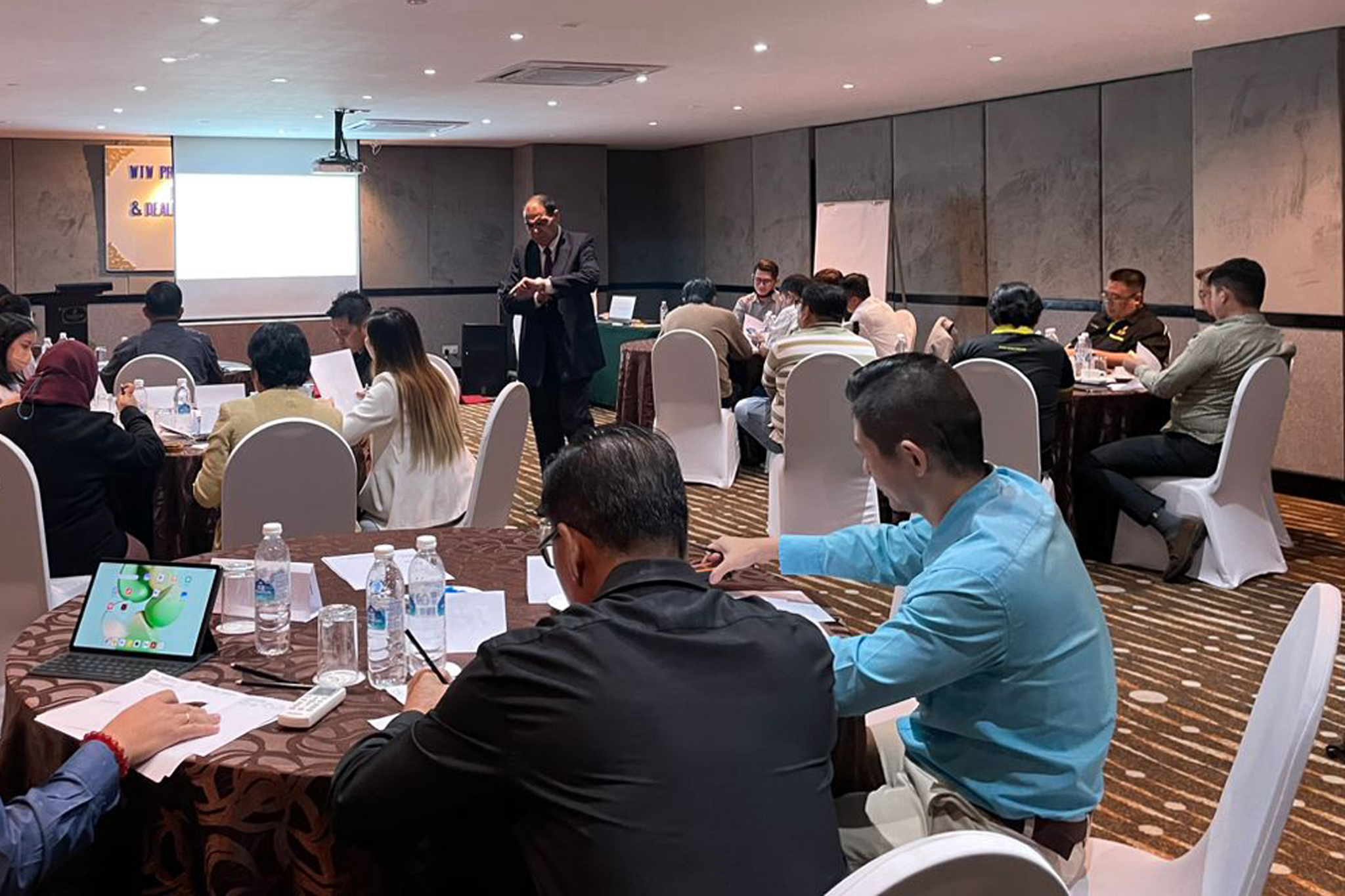 Kursus Effective Negotation WTW Property Services Sabah Sdn Bhd