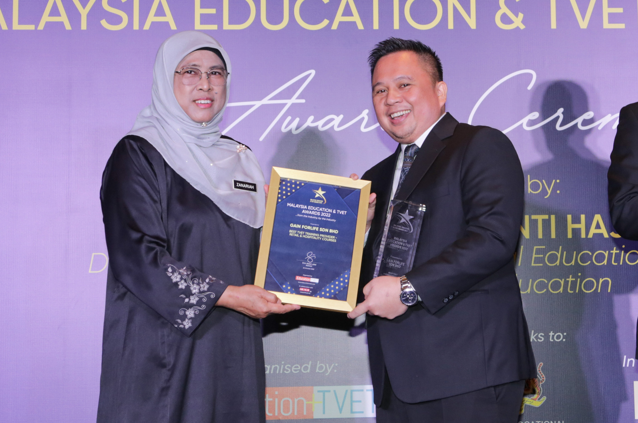 Gain Forlife Awards Group Photo-SME Awards 2018